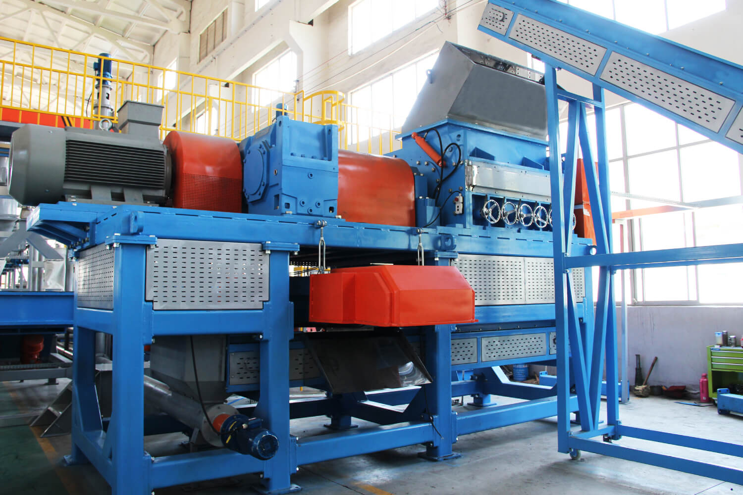 Tyre Rasper Machine